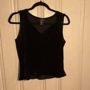 WilliSmith size Medium black velvet sleeveless blouse